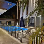 Suit Diker Port Residence 3